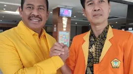 Foto: H. Akhmad Marzuki  Bersama Taryat Hidayat