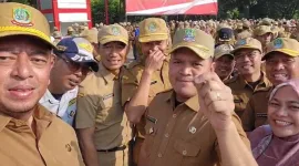 Foto: Para ASN Pemkot Bekasi Suarakan Dukungan Tri Adhianto