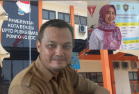 Foto: Kepala Puskesmas, dr. Agung Firdaus Insani & Endang Megawati Bagian Program Jiwa Puskesmas Pondok Gede  