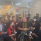 Foto: Kate Victoria Lim Tampak Dengan Pengacara Razman Arif Nasution