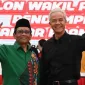 Foto: Mahfud MD (kiri) Bersama Ganjar Pranowo