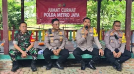 Giat Jumat Curhat di Desa Cipayung Kabupaten Bekasi