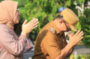 Foto: Pj Raden Gani Muhamad Bersama Istri Yolla Kusuma Williandari Gani