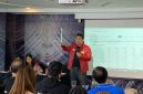 Foto: Alvin Lim, SH, MH Saat Mengisi Acara Training Options Batch 2 