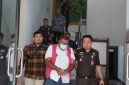 Foto: MH Saat Digiring Petugas Kejaksaan Jakarta Utara