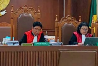 Foto: Hakim R Benardette Samosir ( berkacamata sebelah kiri)