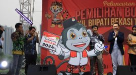 Peluncuran Tahapan Pilkada Serentak 2024 di Central Park Meikarta, Desa Cibatu, Kecamatan Cikarang Selatan, Minggu (2/6/2024).