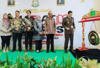 Foto Kajari Sleman, Bambang Yunianto Eko Putro, SH, MH Saat Memukul Gong