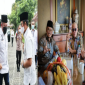 Ket. Foto 1: La Nyalla Ketika Mendatangi Pendopo Pemkab Bangkalan 2021. Ket. Foto 2: La Nyalla Bertemu Khusus Dengan Ralatif Eks Bupati Bangkalan Yang Menjadi Tersangka