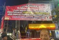 Foto: Spanduk Warga Ruko SNK Kalimalang Kota Bekasi