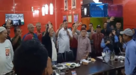 Video Viral Para RW di Ikrar Sumpah Dukung Tri Adhianto 