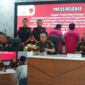 Foto: Kepala Kejaksaan Negeri Blitar, Baringin, SH, MH Saat Konferensi Pers