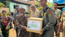 Lanud Sultan Hasanuddin Berikan Bantuan Sembako