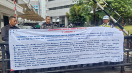 Aksi JAMAK Desak KPK Usut Korupsi di Kemenhub