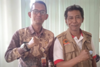 Foto: Ketua FKMPB, Eko Setiawan (Kanan) Bersama Pj Desa Serang, Achmad Fadillah (Kiri)