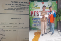 Foto: Ketua FKMPB, Eko Setiawan Usai Masuki Laporan ke Kejaksaan Negeri Kabupaten Bekasi, Jawa Barat