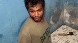 Foto: Pelaku Riki Rikardo Rawar alias Denis