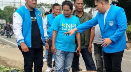 Ketua KNPI Kabupaten Bekasi, Muhammad Nawawi Al-Aksi Tengah Tinjau Lokasi Posko Bersama Pengurus