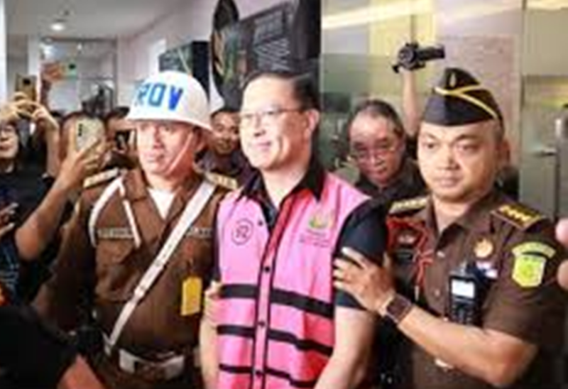 Foto: Eks Mendag, Tom Limbong