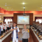 Keterangan Foto : Kapolres Pematangsiantar AKBP Sah Udur T.M Sitinjak saat menerima reses Anggota DPR RI, Dr. Hinca IP Panjaitan