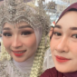 Foto: Nadia Fatimah Azzahra (Kiri) Bersama Kakaknya Nurhalimah Febriani (Kanan)