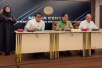Juru Bicara MA, Prof. Yanto Dalam Konferensi Pers 
