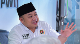 Foto: Ketua PWI Bekasi Raya, Ade Muksin, SH