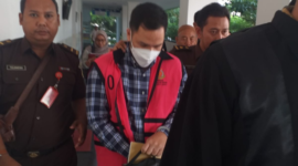 Foto: Azam Akhmad Akhsya (Mantan Jaksa Jadi Tersangka)