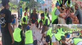Pengurus RT 01 RW 024 Saat Jadi Panitia Qurban di Masjid Abubakar Asidiq