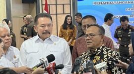 Foto: Jaksa Agung, ST. Burhanuddin dan Ketua Dewan Pers, Komaruddin Hidayat