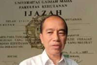 Foto: Joko Widodo dan Ijazah UGM