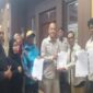 Foto: Belasan perwakilan Ketua RW (Rukun Warga) Sambangi Gedung DPRD Kota Sukabumi Jawa Barat