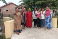 Foto: Warga Kampung Lembang. Desa Karang Patri, Kabupaten Bekasi