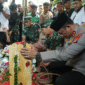 Foto: Kapolda Metro Jaya, Asep Edi Suheri Saat di Pemakaman Affan Kurniawan
