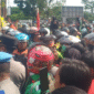 Foto: Aksi Ojol Di Kota Depan Mapolres Sukabumi Kota