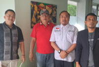 Foto: Martin Iskandar (Law Firm Martin-Broto & Rekan), Agus Budiono, Beni Chandra Zaenuddin dan Amir Mahmud (LBH Perisai Keadilan Masyarakat)