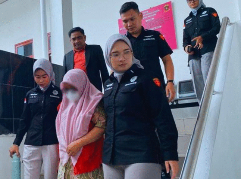 Photo: Mantan Kepsek SMA Negeri 19 Medan, RN