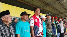 Teks Photo : Pembukaan Open Tournament Sepakbola Piala Putri Nusantara II