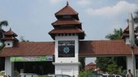 Photo: Islamic Centre KH. Noer Alie Kota Bekasi 
