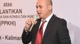 Photo: Ketua Umum PPKHI, Dheky Wijaya, SH, MH