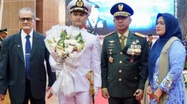 Karier Gemilang Atlet Angkat Besi Kebanggaan Tanah Air, Rizki Juniansyah.