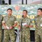 Photo: Wakil Kepala Pusat Penerangan TNI Brigjen TNI Osmar Silalahi, didampingi Sekretaris Dispenad Kolonel Inf. Heri Bambang Wahyudi, Kasubdispenum Dispenal Kolonel Laut (P) Bambang Budi Raharjo dan Kasubdispenum Dispenau Kolonel Pnb Didik Setiya Nugroho.