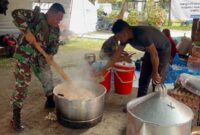 TNI Operasikan Dapur Lapangan 