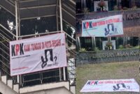 Photo: Spanduk KPK Ditunggu di Kota Bekasi