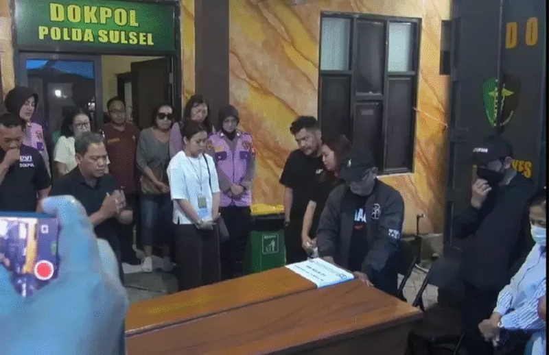 Photo: Peti Jenazah Pramugari Florencia Lolita Wibisono