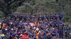 TNI Selamatkan Pekerja Freeport di Papua 