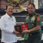 Photo: Panglima TNI Jenderal TNI Agus Subiyanto bersama Menteri KKP RI, Ir. Sakti Wahyu Trenggono, MM.