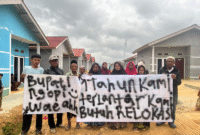 Photo: Warga Korban Pergeseran Tanah di Kabupaten Sukabumi