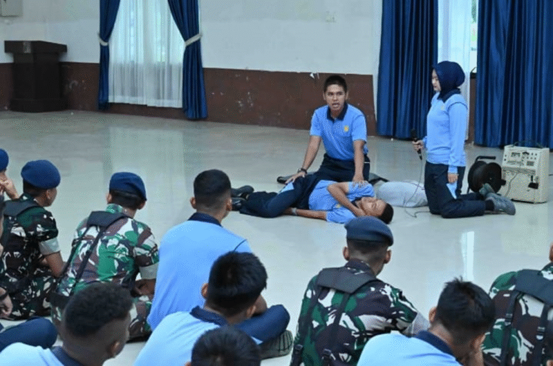 Personel Lanud Sjamsudin Noor Ikuti Simulasi CPR