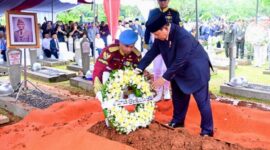 Photo: Presiden RI, Prabowo Subianto Hadiri Pemakaman Almarhum Jenderal (Purn) Try Sutrisno